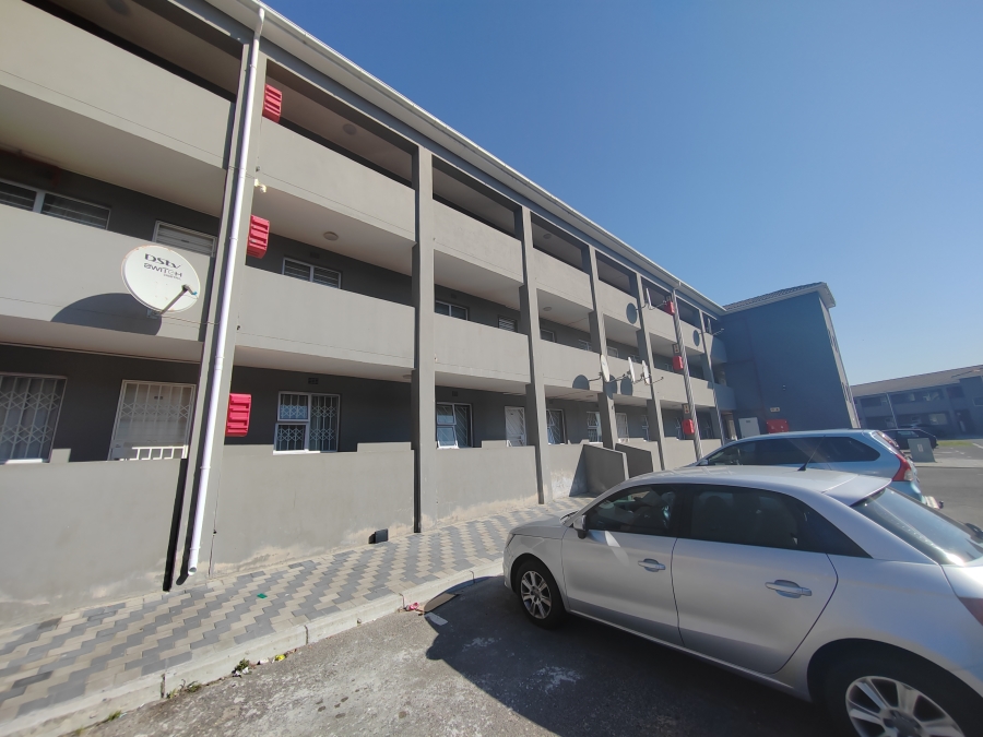 2 Bedroom Property for Sale in Silversands Western Cape